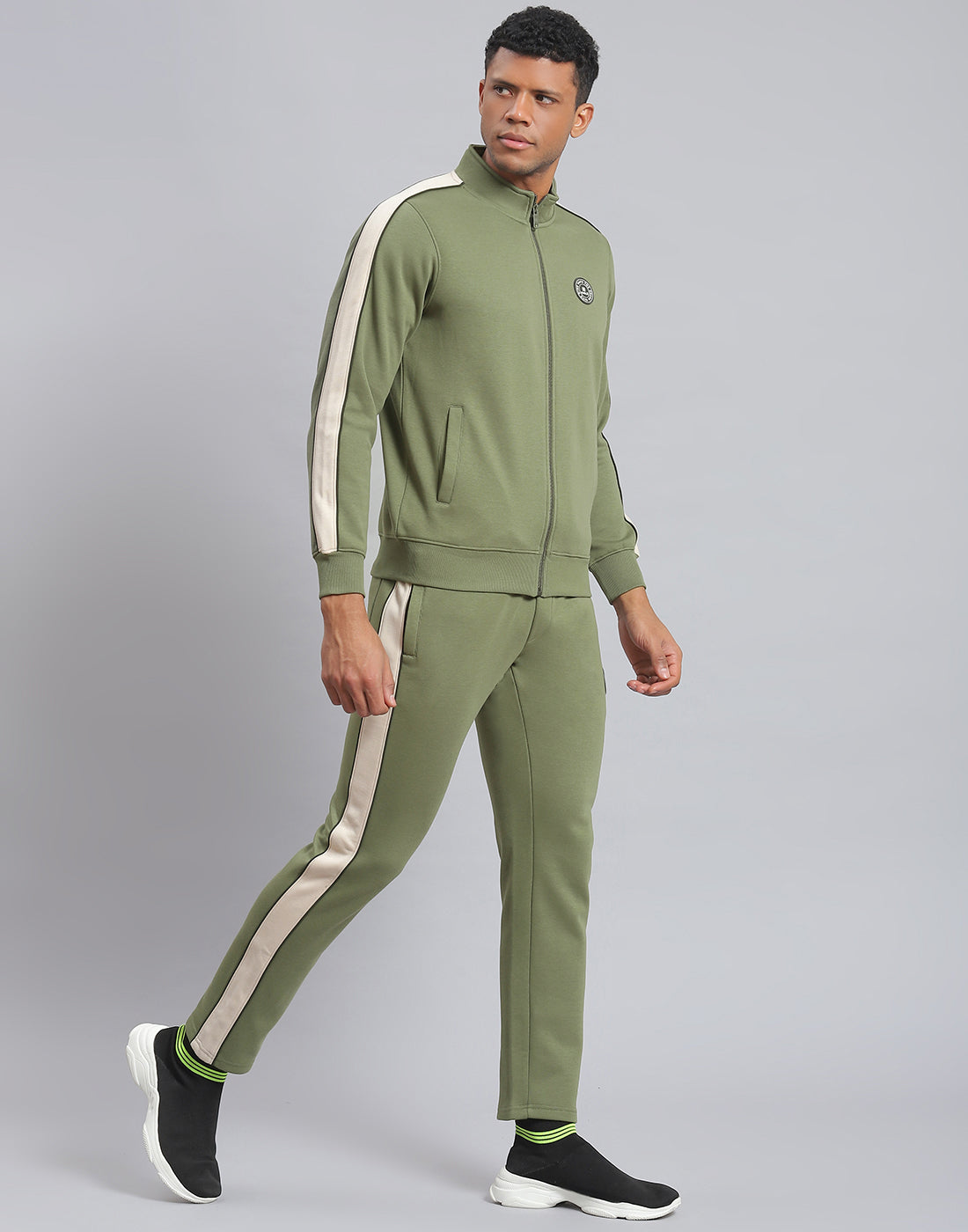 Buy tracksuit online shop